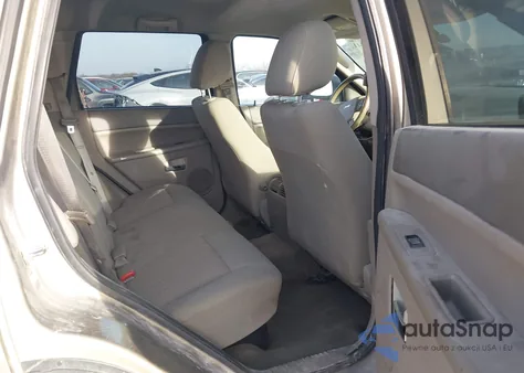 2005 Jeep Grand Cherokee Laredo from USA, damaged, VIN 1J4GS48K85C582421